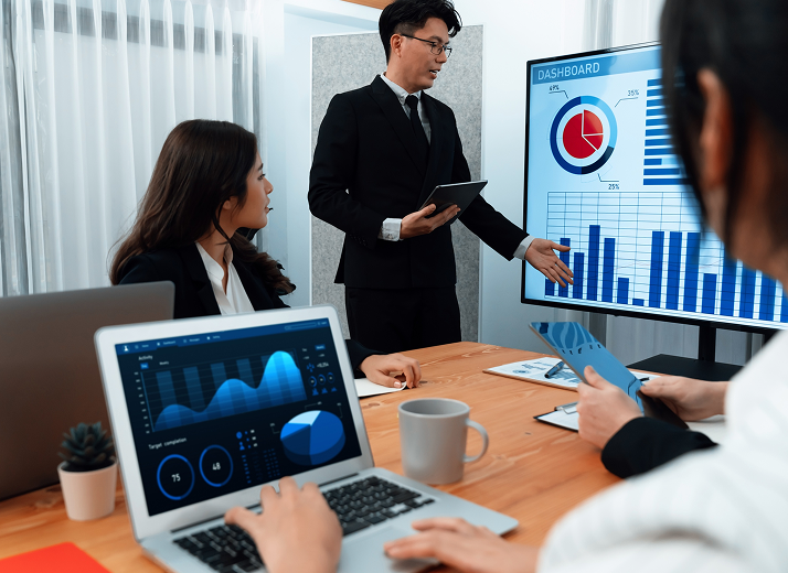 confidence-young-asian-businessman-give-presentation-promote-harmony-2 1